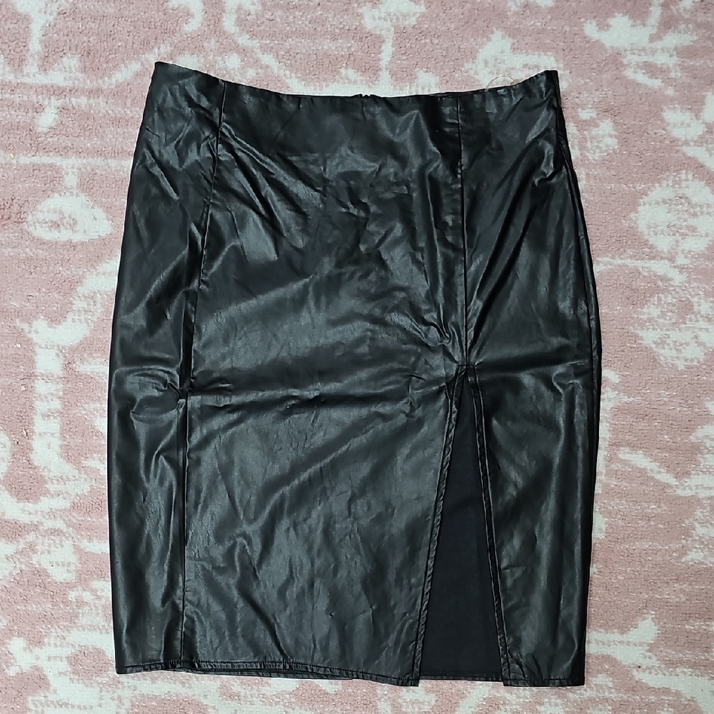 Charlotte Russe Black Faux Leather Pencil Skirt With HIGH SLIT